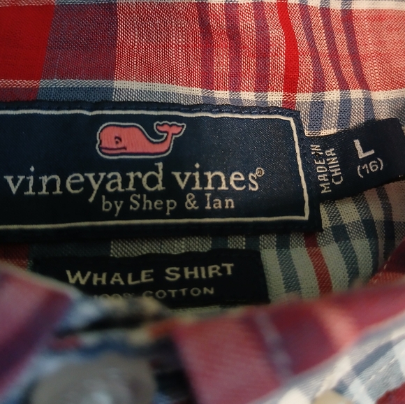 Vineyard Vines by Shep & Ian Casual Button Down Whale Shirt Boys Size Large (16) - Picture 3 of 4